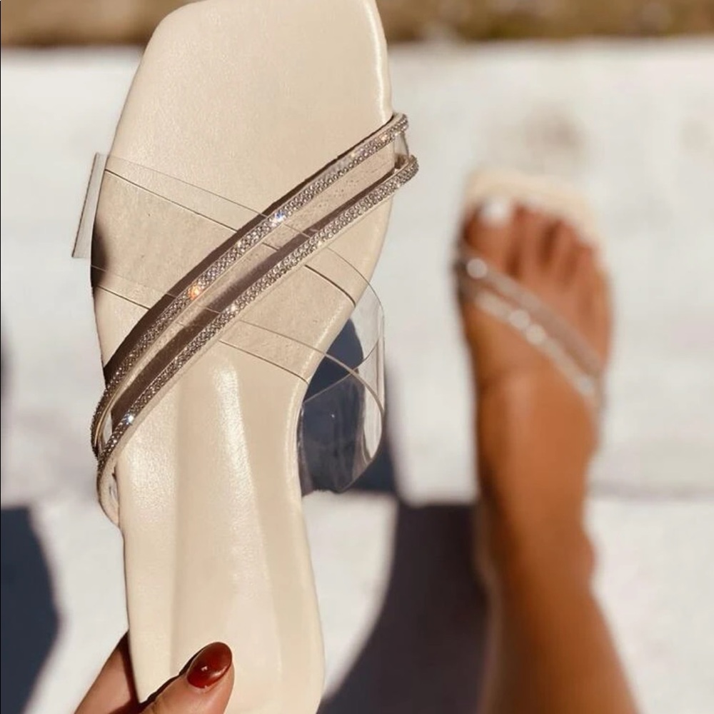 Clear Rhinestone Decor Slide Sandals